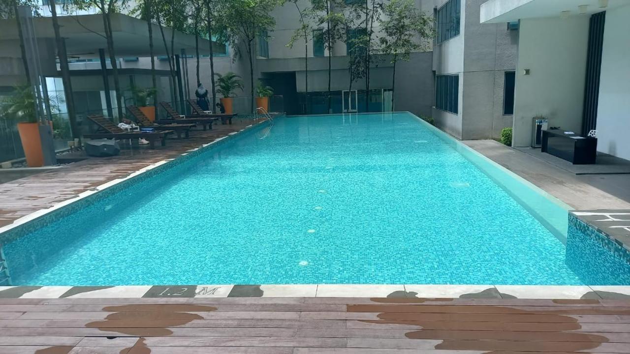Mercu Summer Klcc By Classy Kuala Lumpur